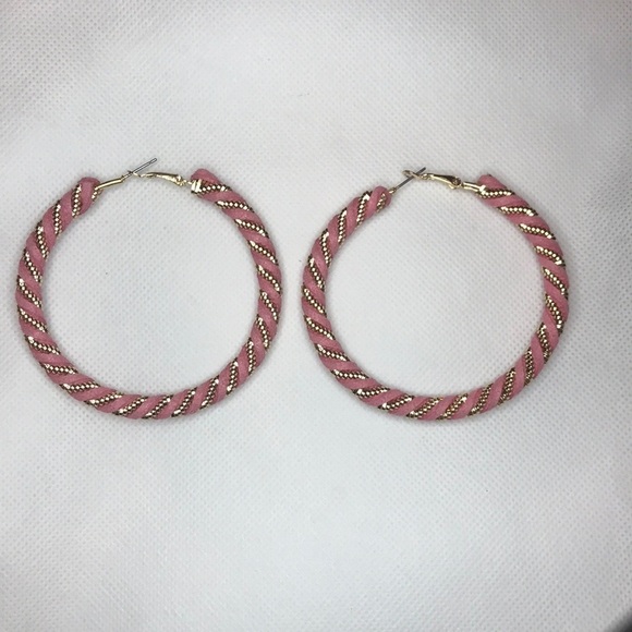 PINK SUEDE EARRINGS ✨✨✨ - Picture 2 of 4